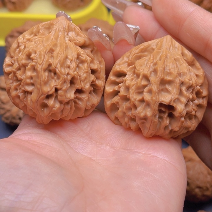 文玩核桃把件到***了龙门涧