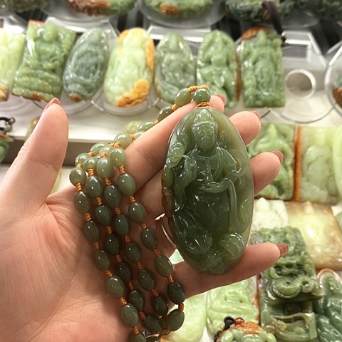 和田玉未镶嵌挂件