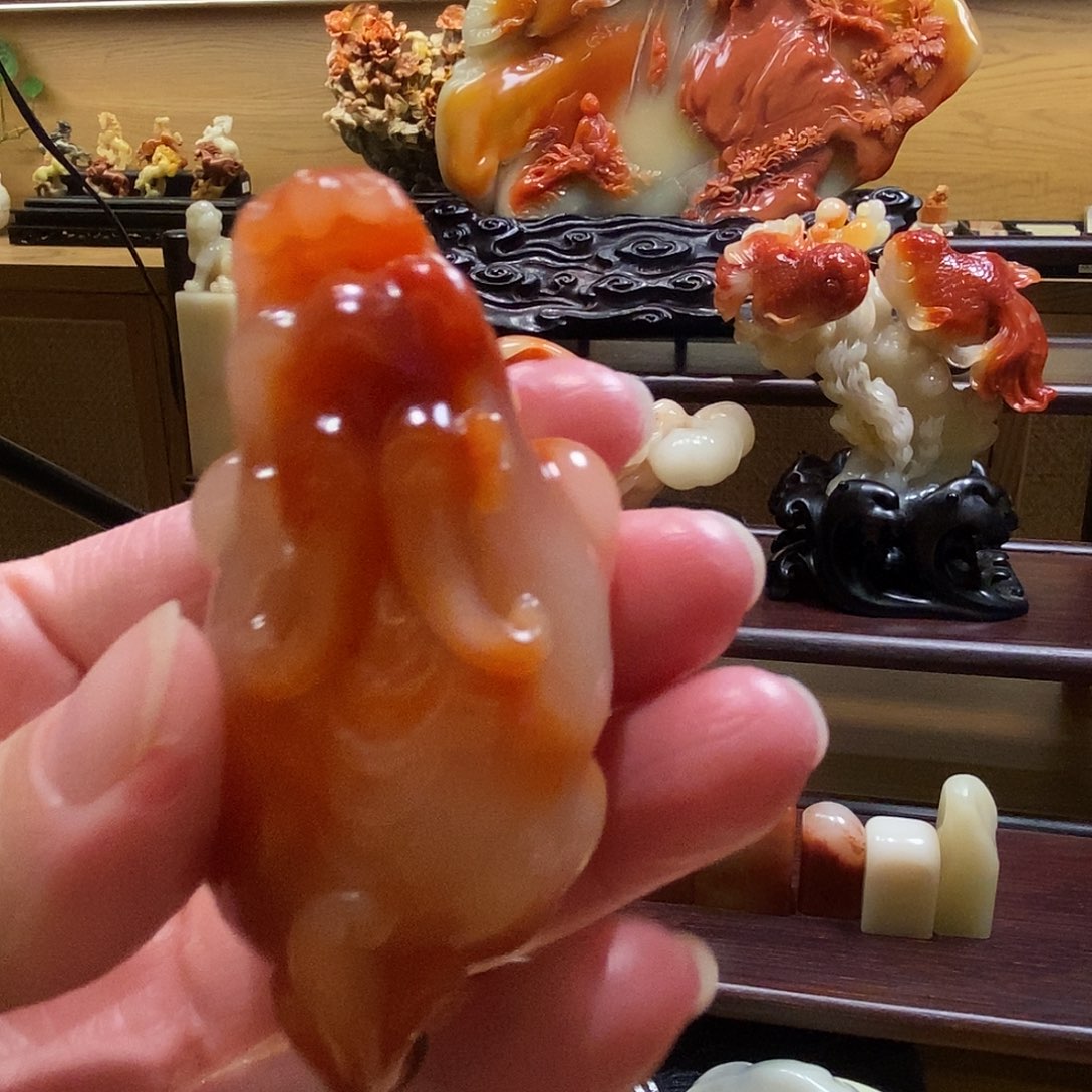 ****"寿山石印石结晶芙蓉石古兽手件