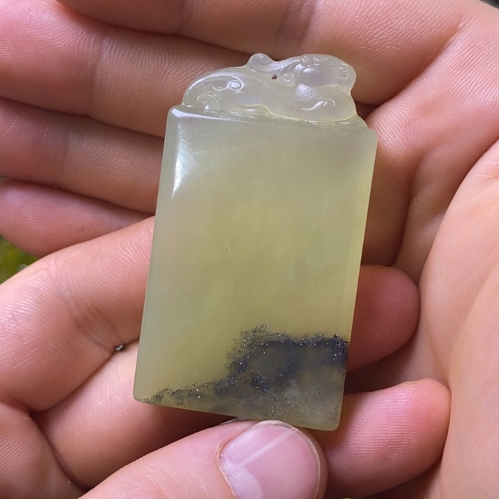 岫玉岫玉挂件未镶嵌