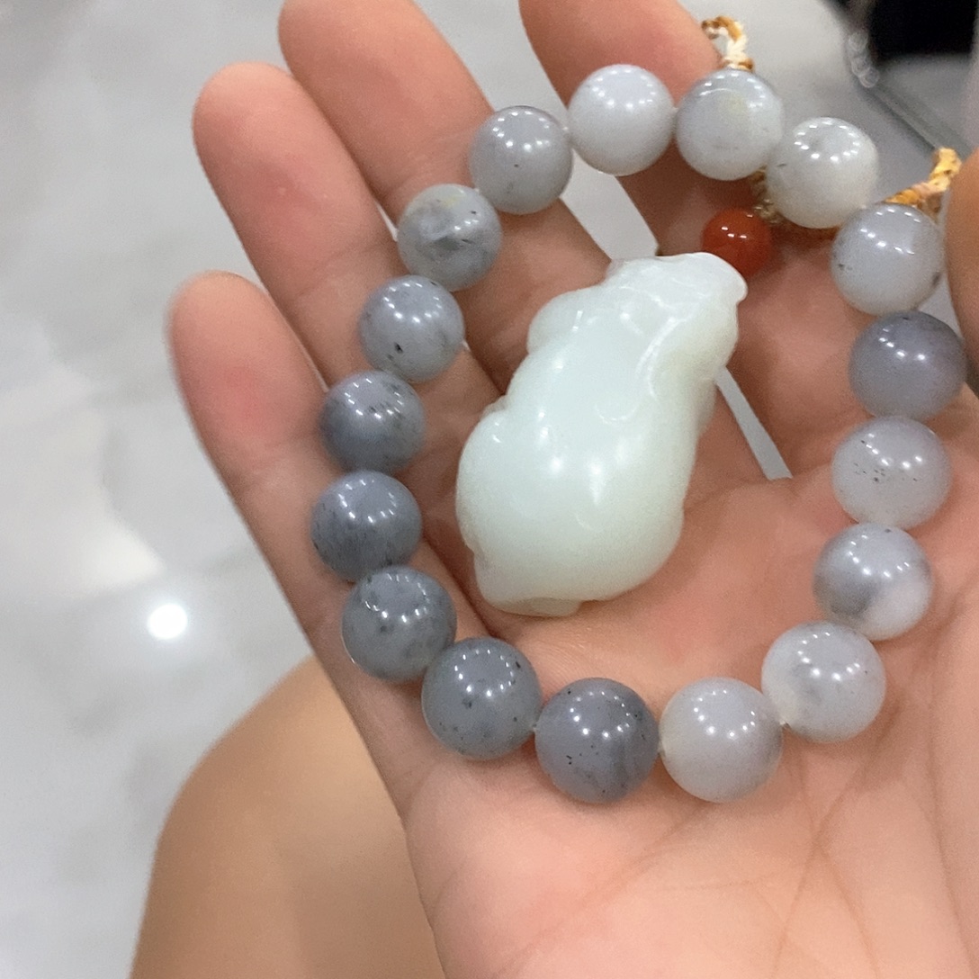 老***郑未镶嵌和田玉耳饰
