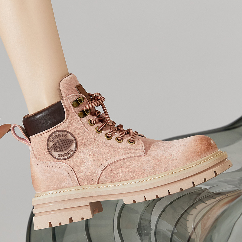 秋冬女靴白鹿同款马丁靴女户外徒步登山大黄靴厚底内工装靴雪地靴