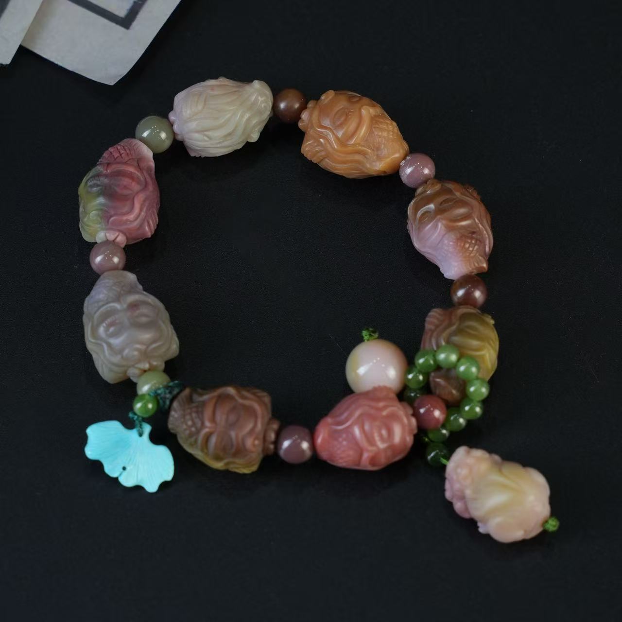 【壹芳珠宝】天然盐源玛瑙雕刻美人鱼设计手串(多样性发货一件)