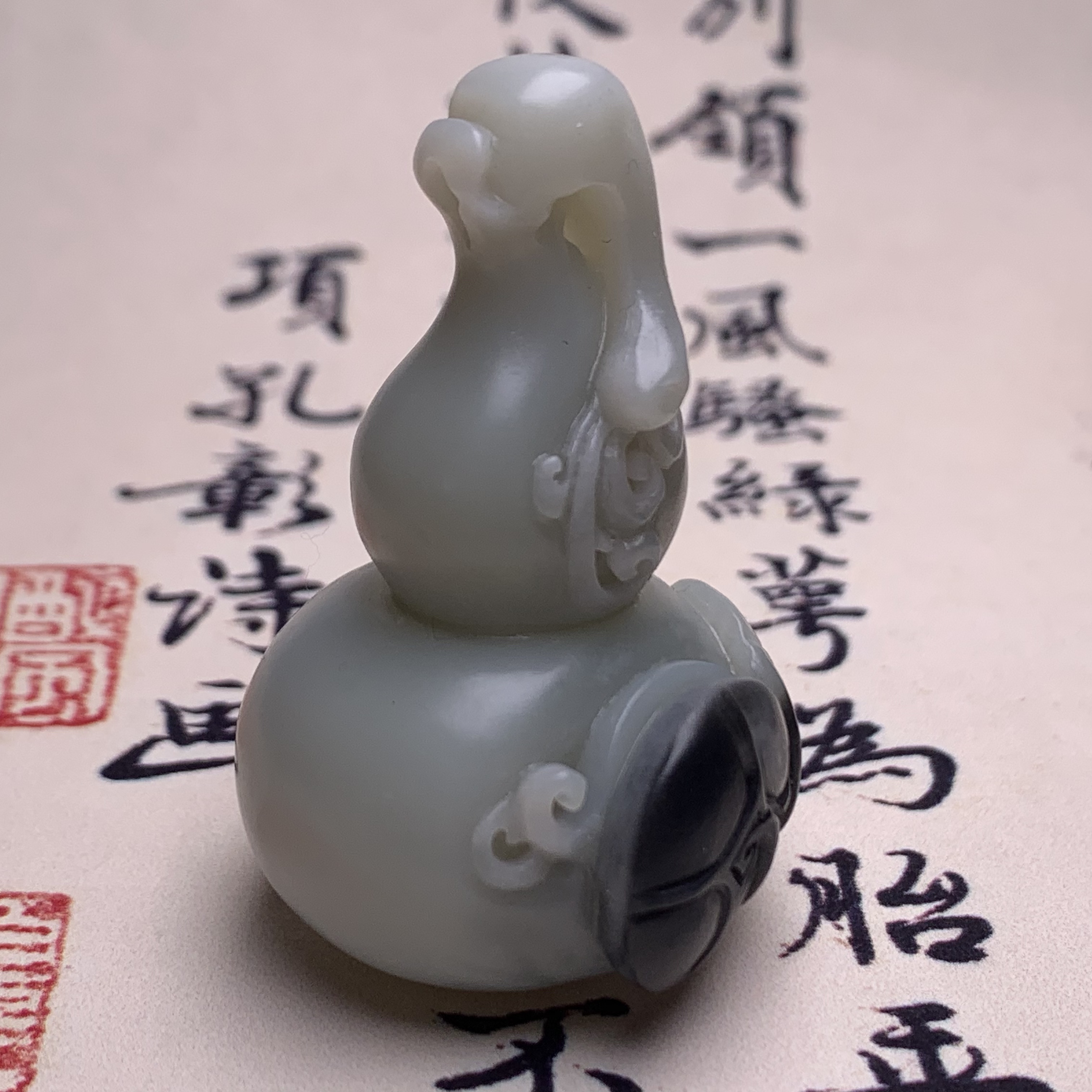 D107珠宝玉石精选和田玉吊坠