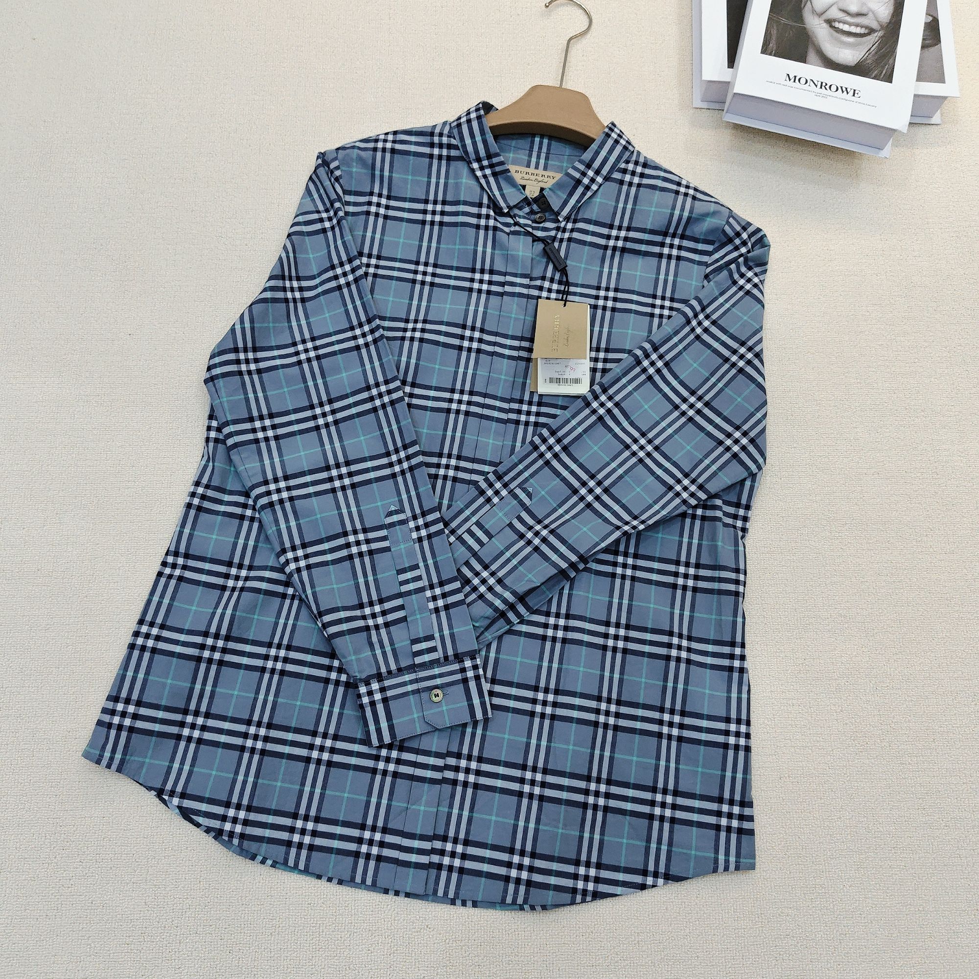 未使用 BURBERRY/博柏利 浅蓝格纹衬衫 /F1600563