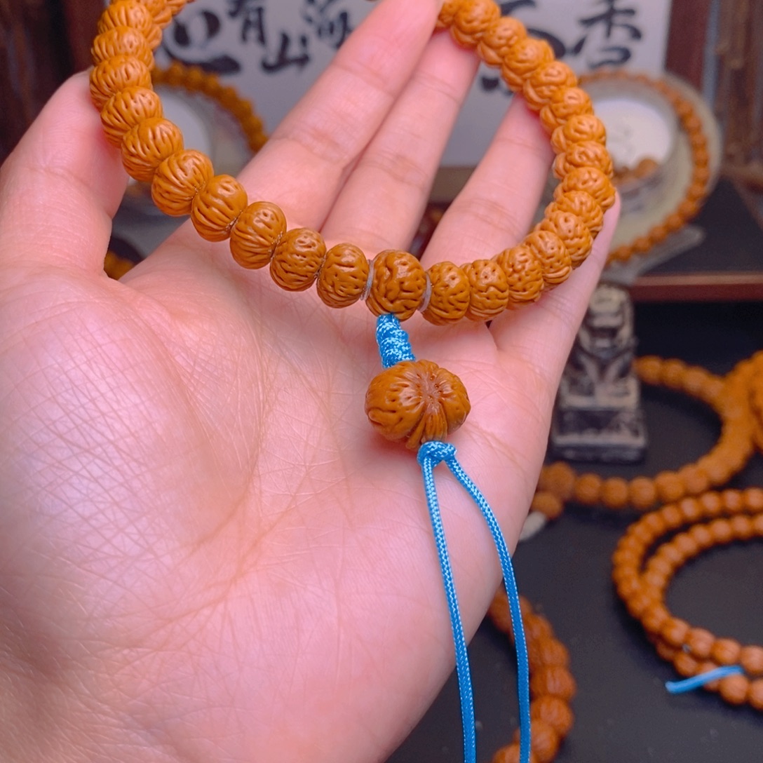 宇***员手串桃核龙文桃核