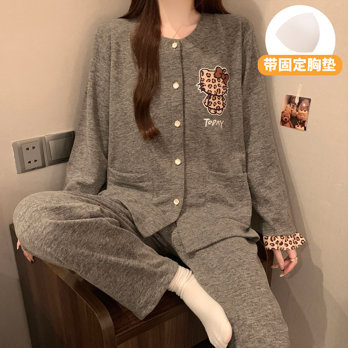 日系甜美刺绣带胸垫女秋冬加厚德绒长袖开衫睡衣女宽松大码家居服