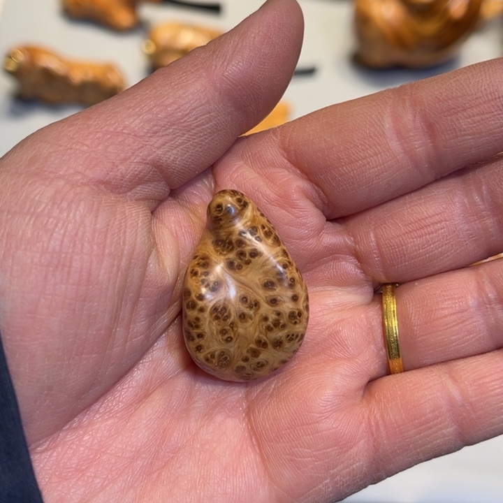 柏木枝**雪崖贤居手工制作