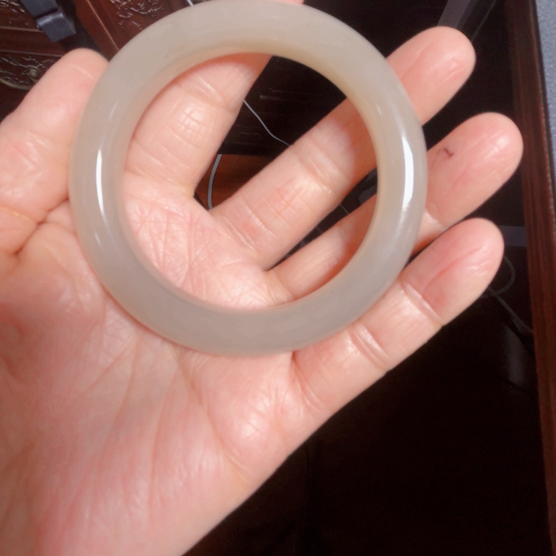 和田玉手镯未镶嵌童**乐