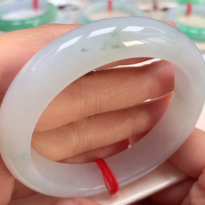 翡翠手镯未镶嵌高冰小碎花57号