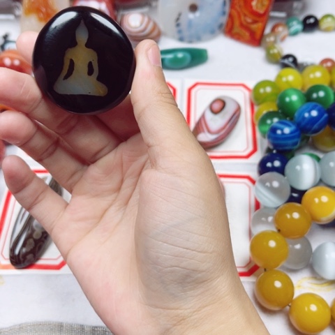 玛瑙/玉髓耳饰未镶嵌