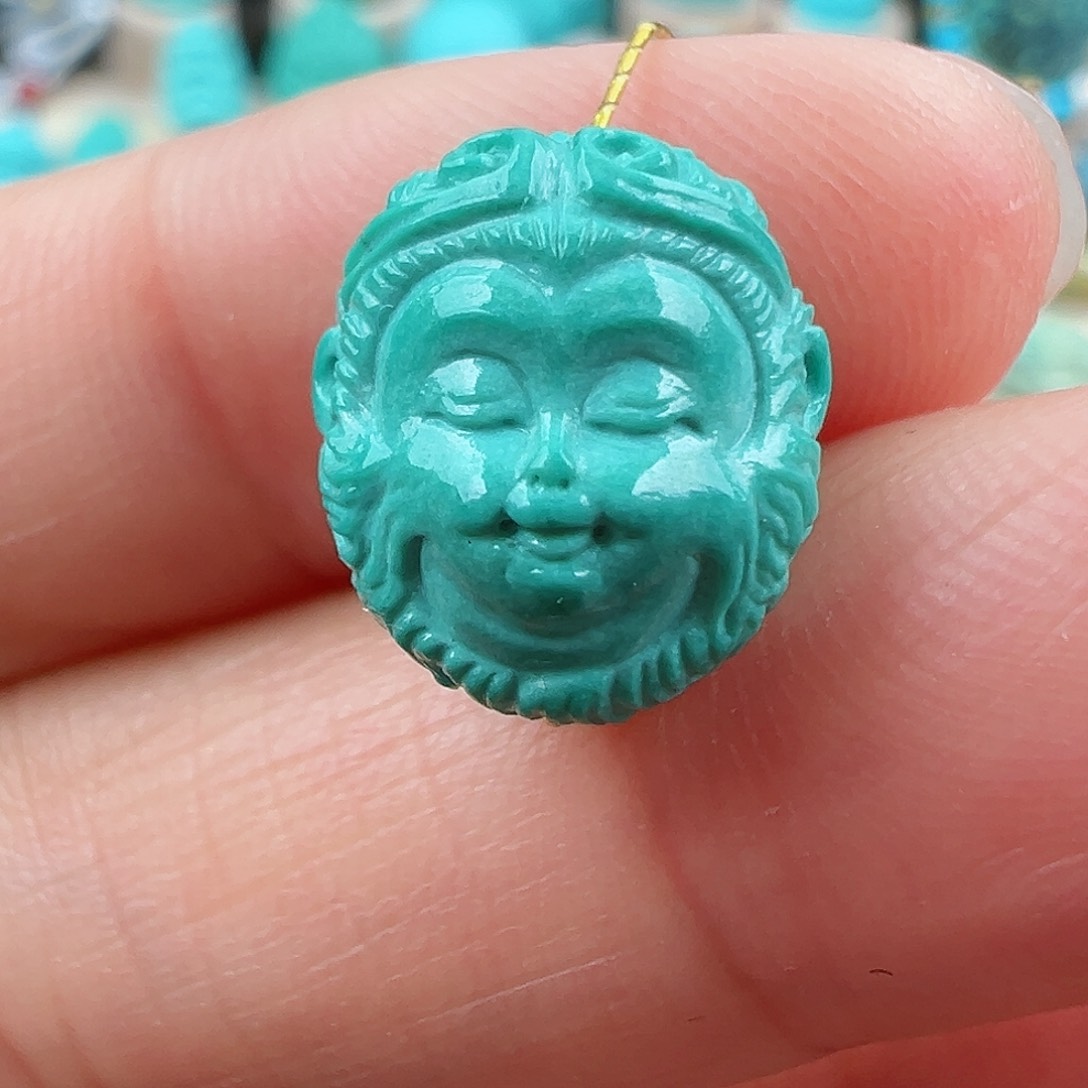 绿松石配饰未镶嵌