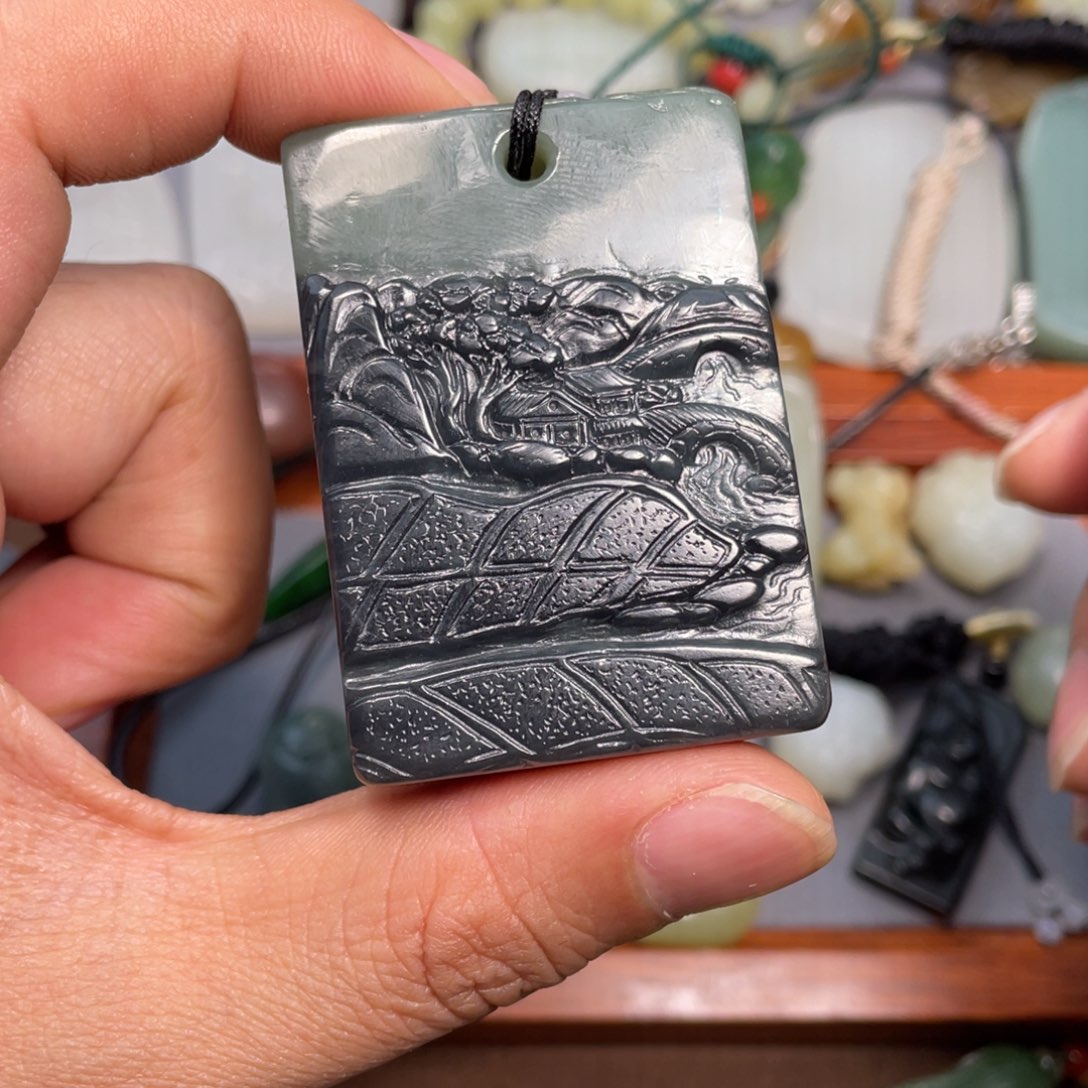 和田玉颈饰未镶嵌