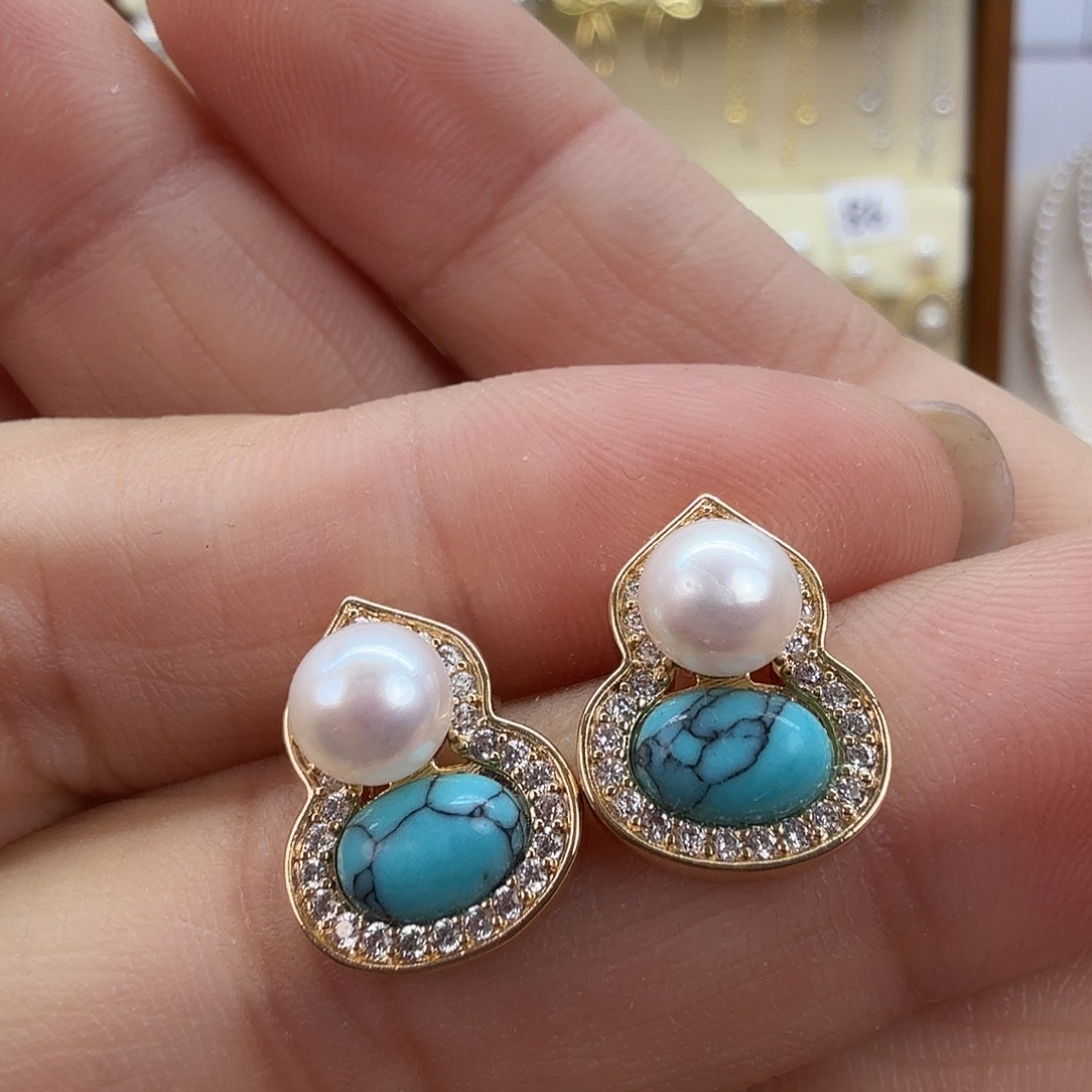 未镶嵌淡水珍珠耳饰