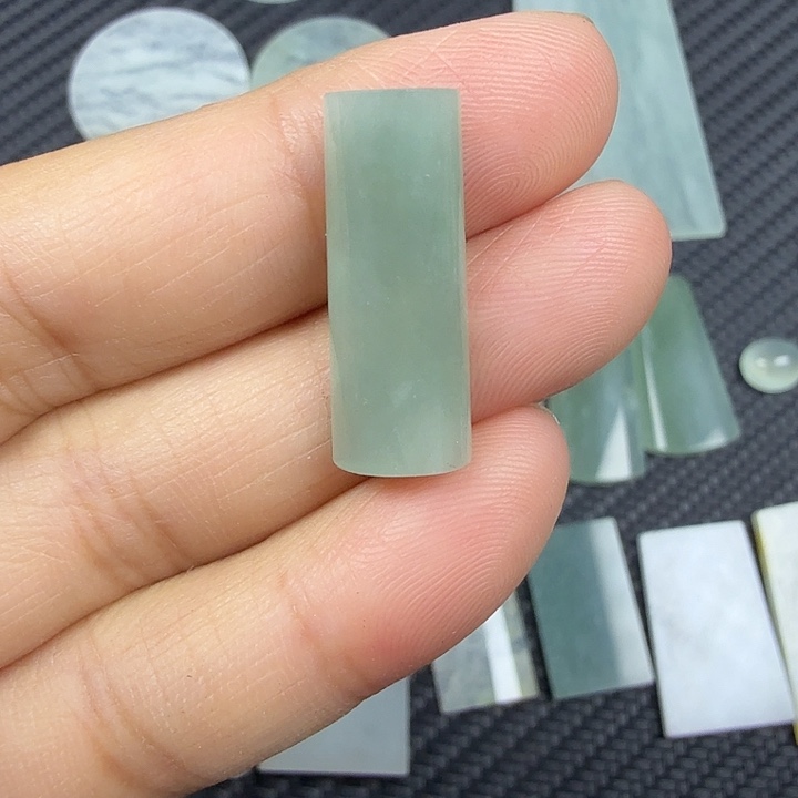 颈饰未镶嵌翡翠天然缅甸A货翡翠