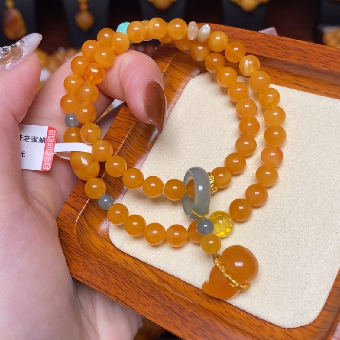 【闪购商品】蜜蜡手链未镶嵌A**蕾手串