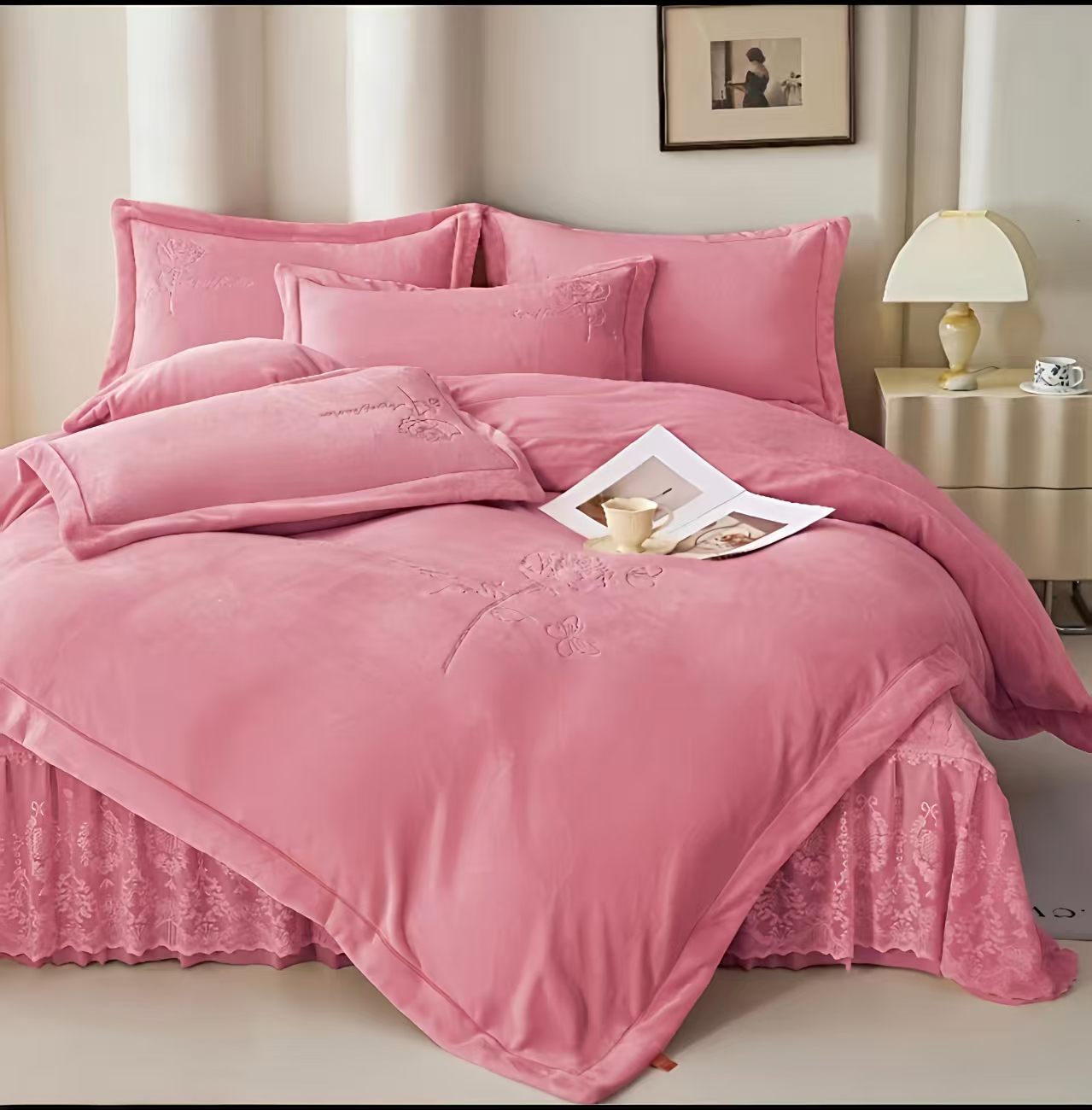 加厚 高端【蝶恋花】蕾丝款 绒床盖 四件套  防寒  保暖 轻奢