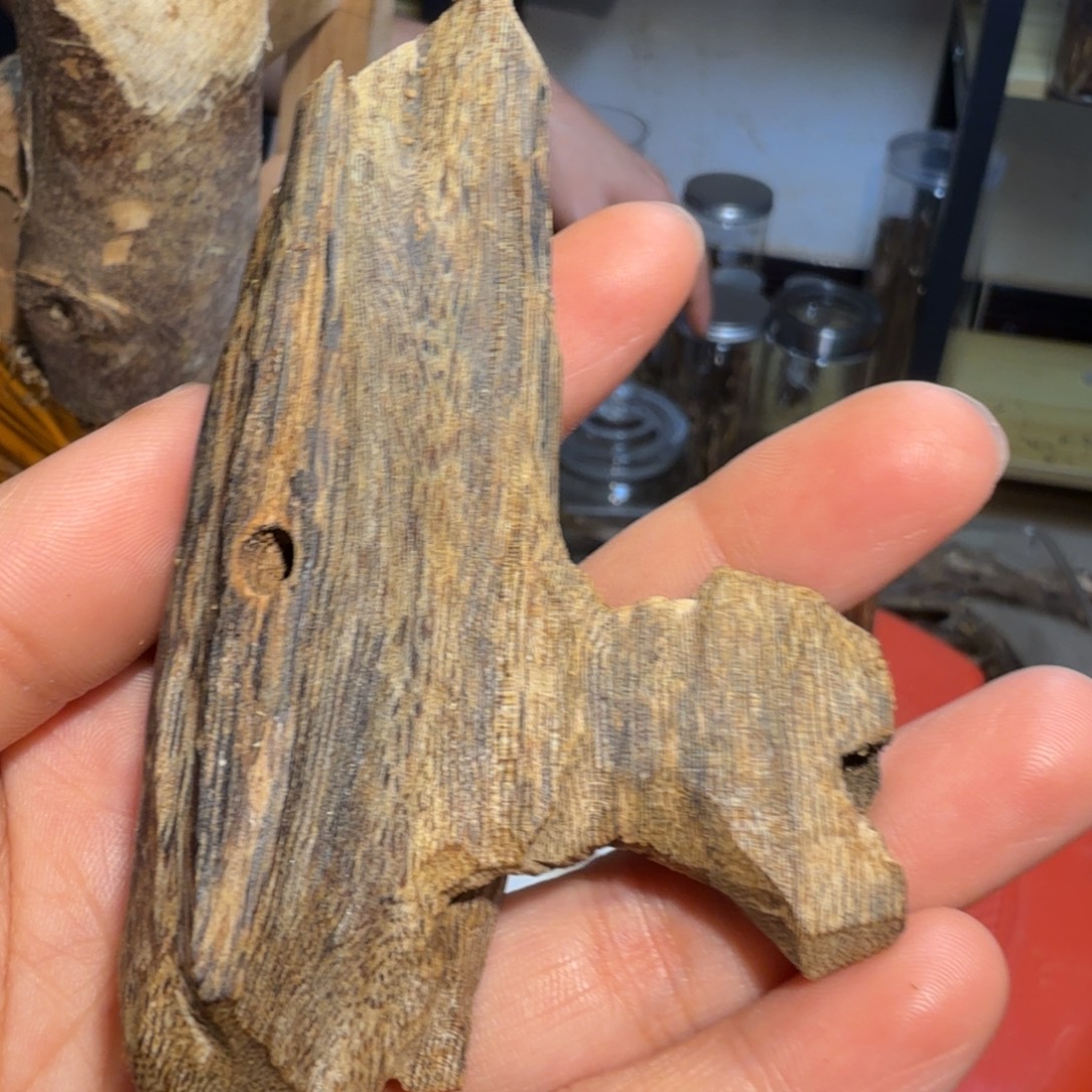 白奇沉香块料沉香