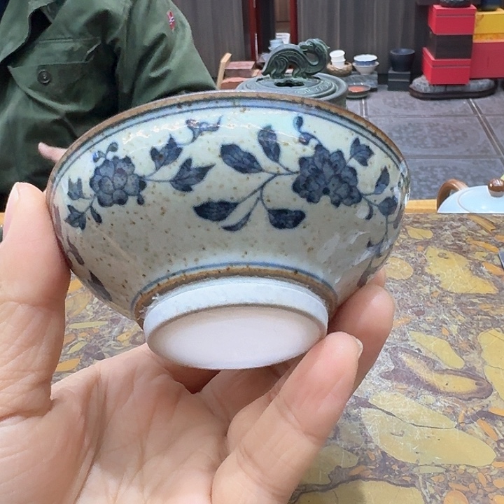 柴烧手绘茶漏一个。。。。