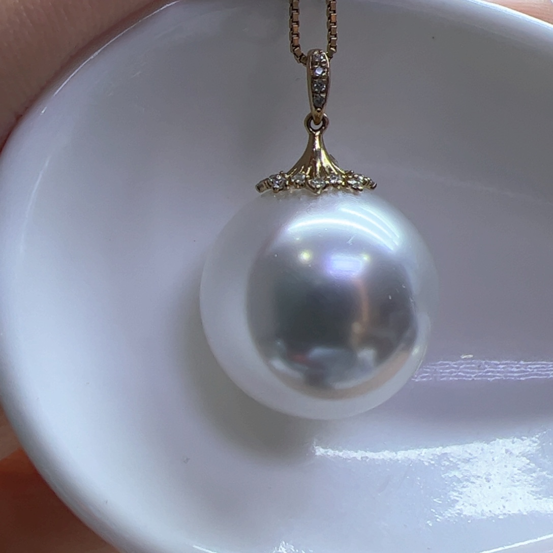 淡水珍珠吊坠(赠链)18K金镶嵌