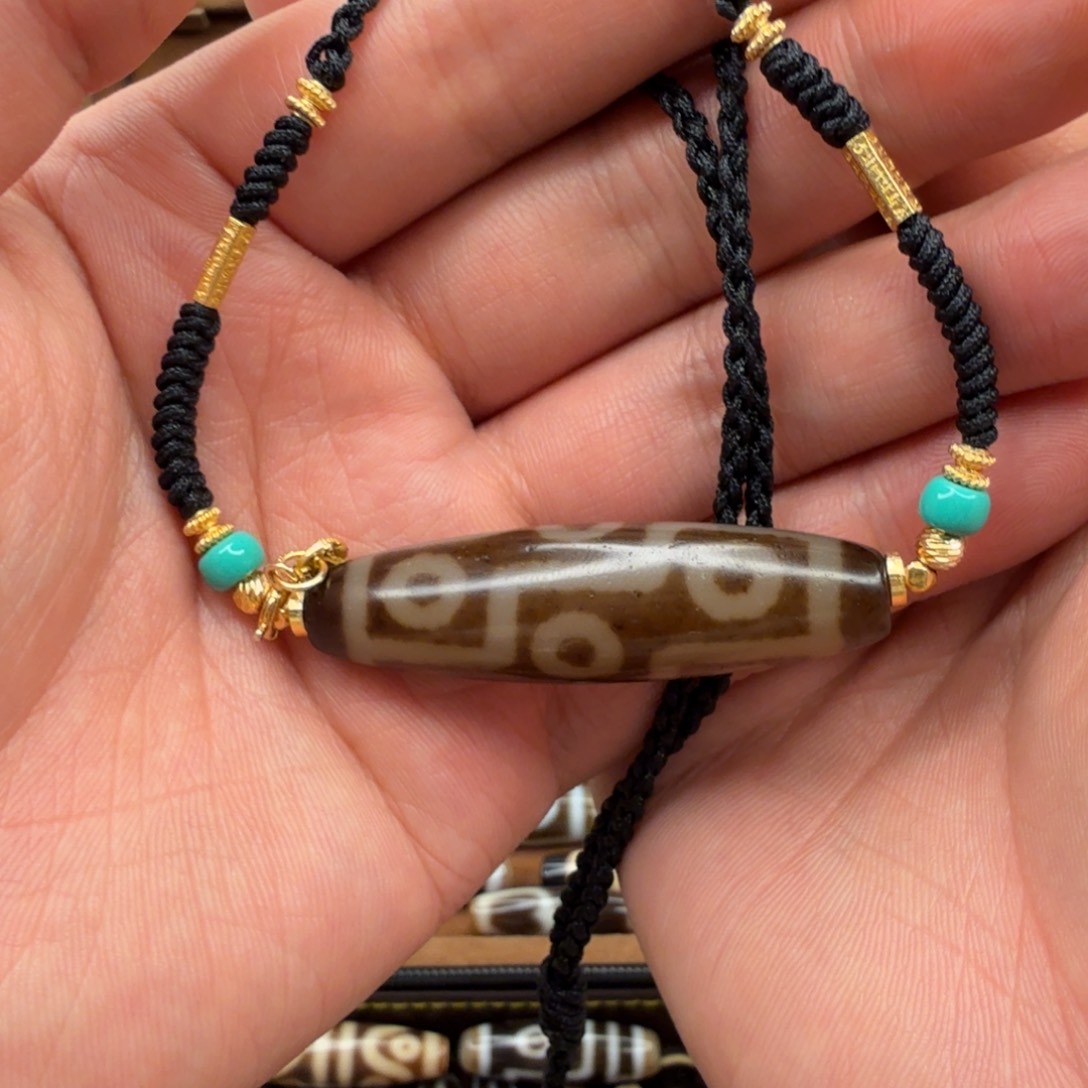 厚***物玛瑙/玉髓颈饰未镶嵌