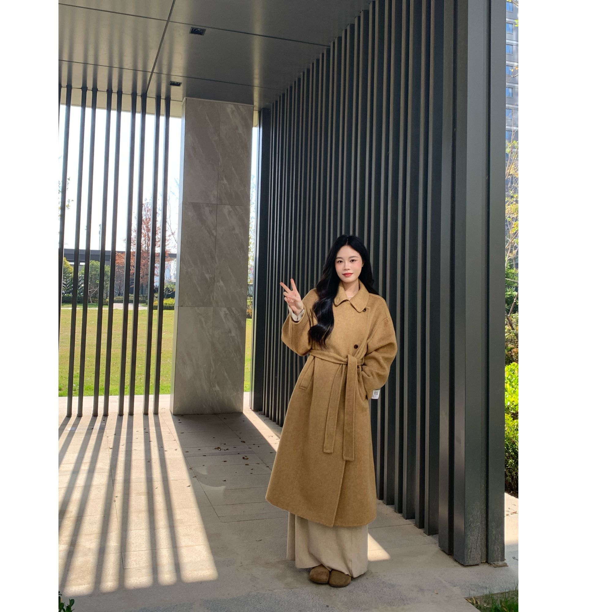 【荷子专属】2025秋冬新品时尚羊驼大翻领长款保暖双面羊毛大衣