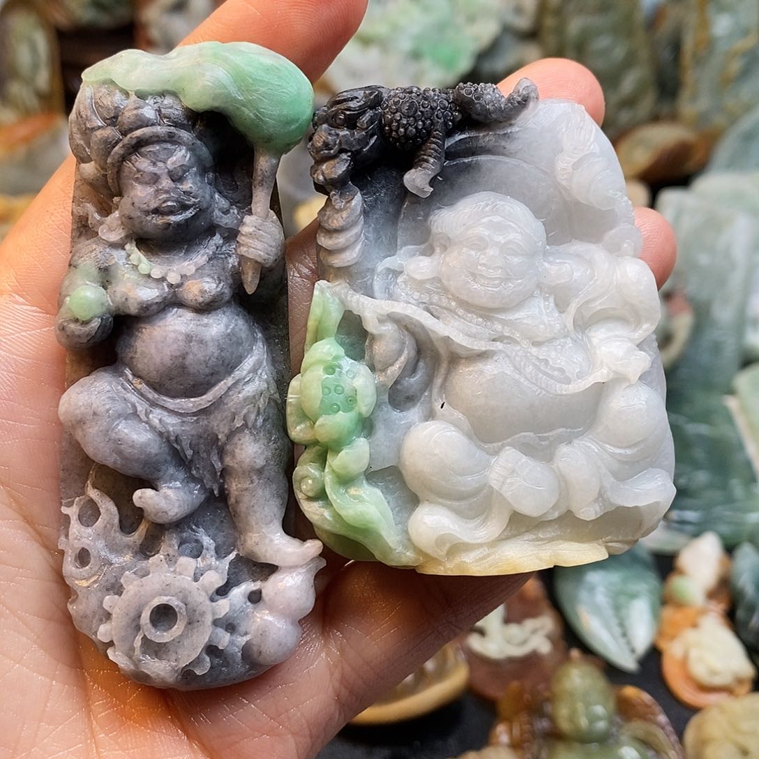 定制翡翠未镶嵌随**安特色