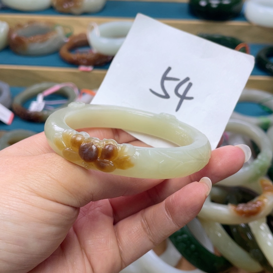 未镶嵌手镯和田玉圈口57