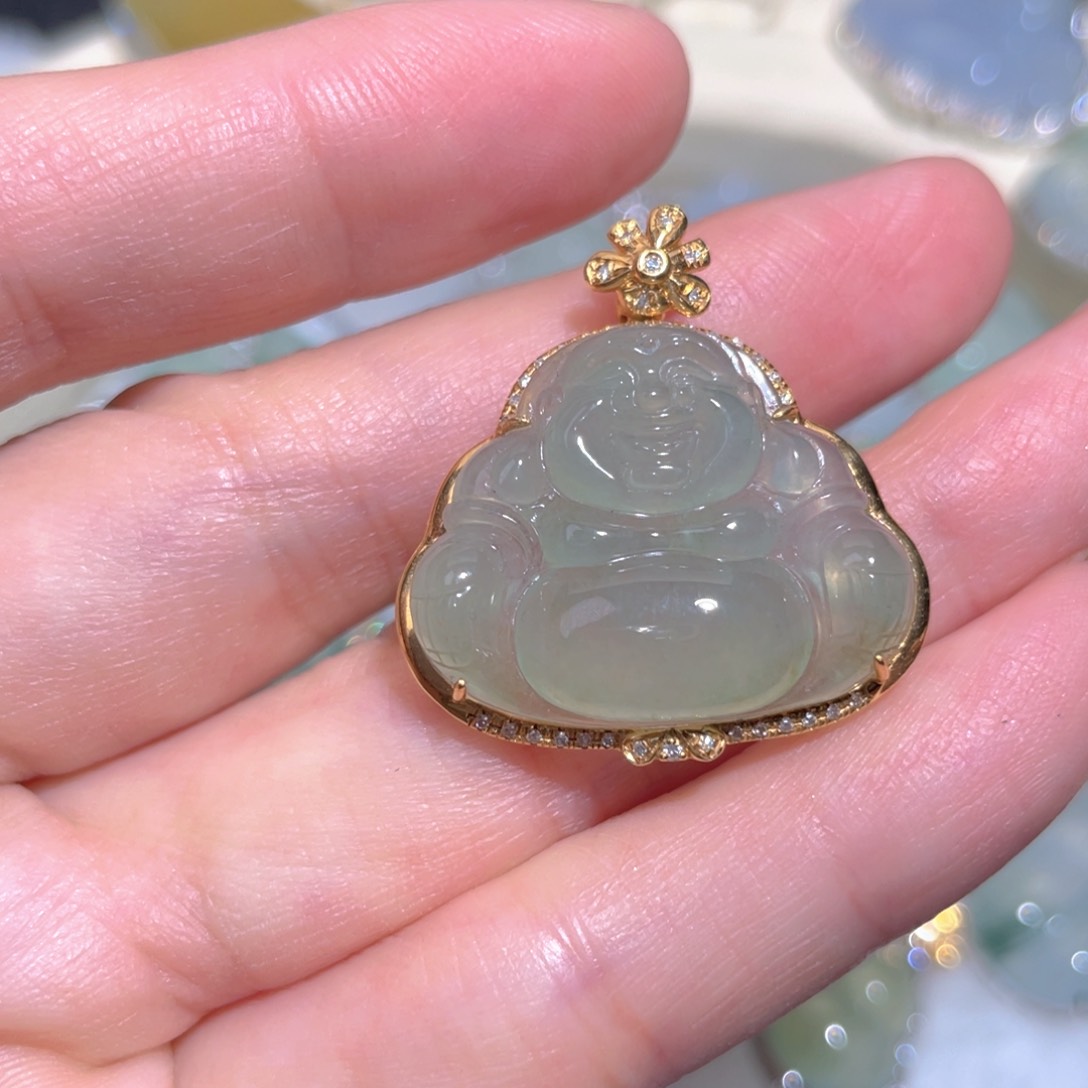 翡翠颈饰18K金镶嵌翡翠