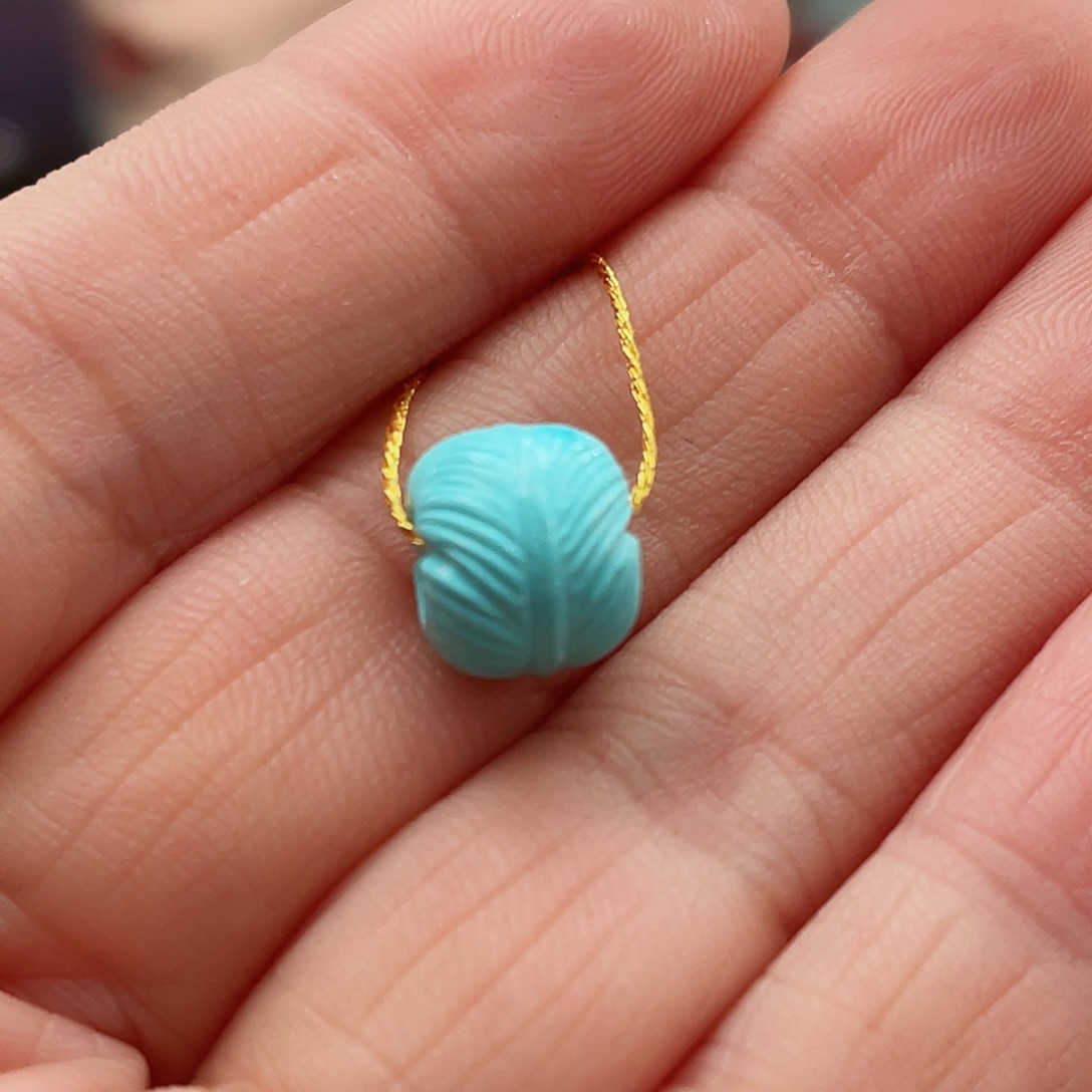 绿松石颈饰未镶嵌