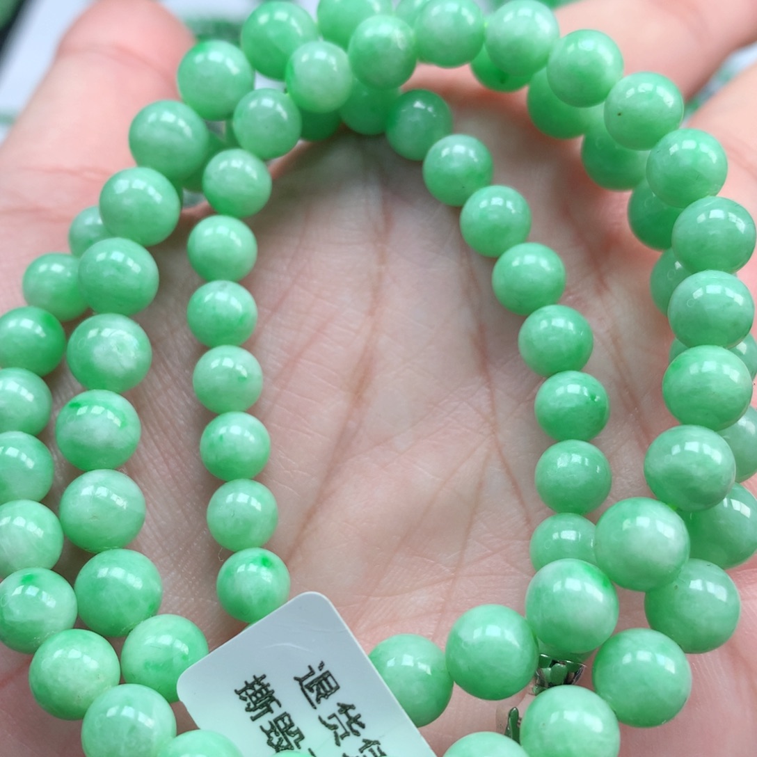 翡翠手链未镶嵌翡翠