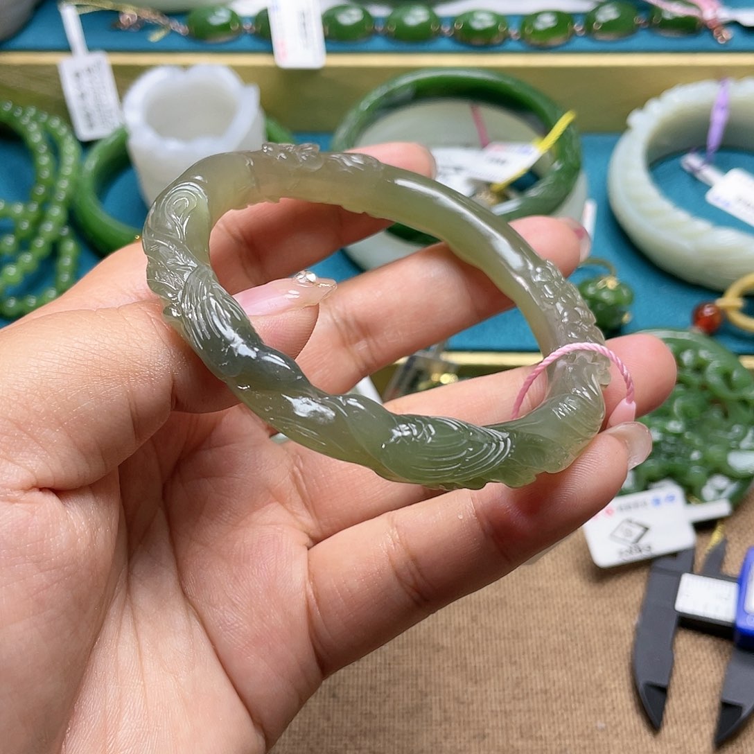 【闪购商品】和田玉手镯58圈口135未镶嵌