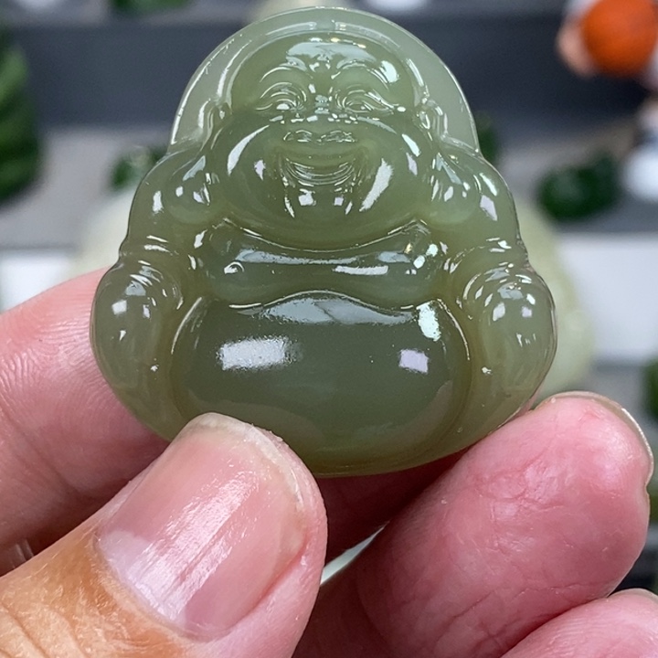 和田玉颈饰未镶嵌团*?