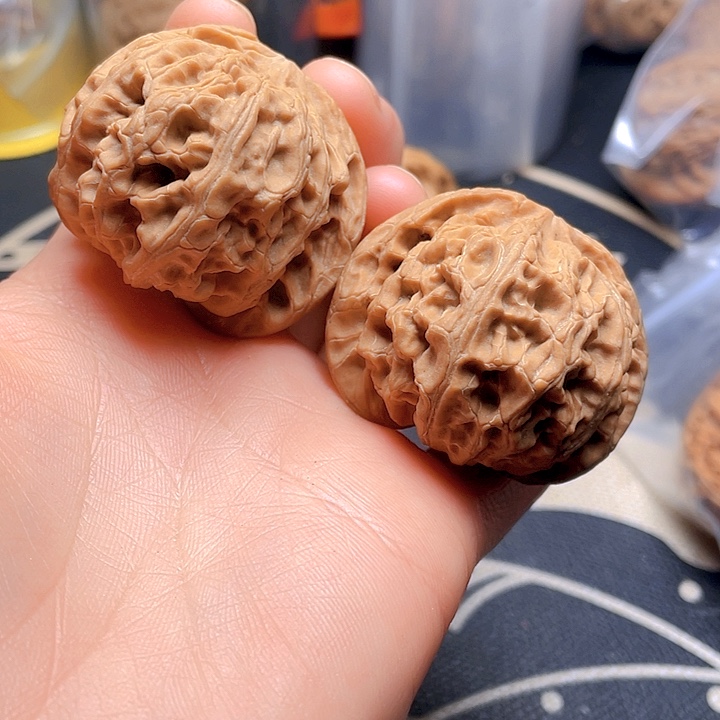 文玩核桃吊坠苹果圆儿