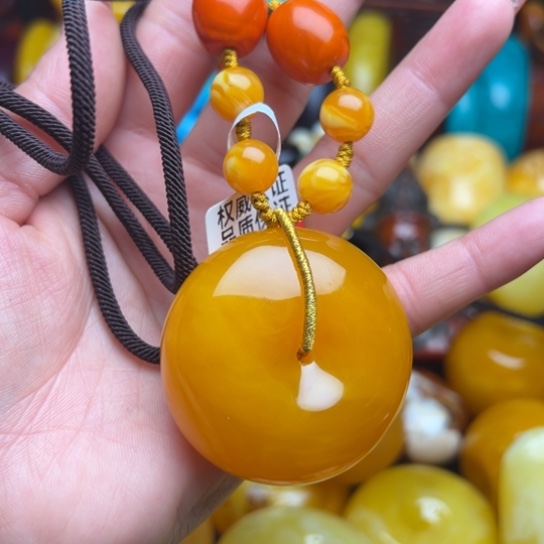 琥珀手串未镶嵌蜜蜡