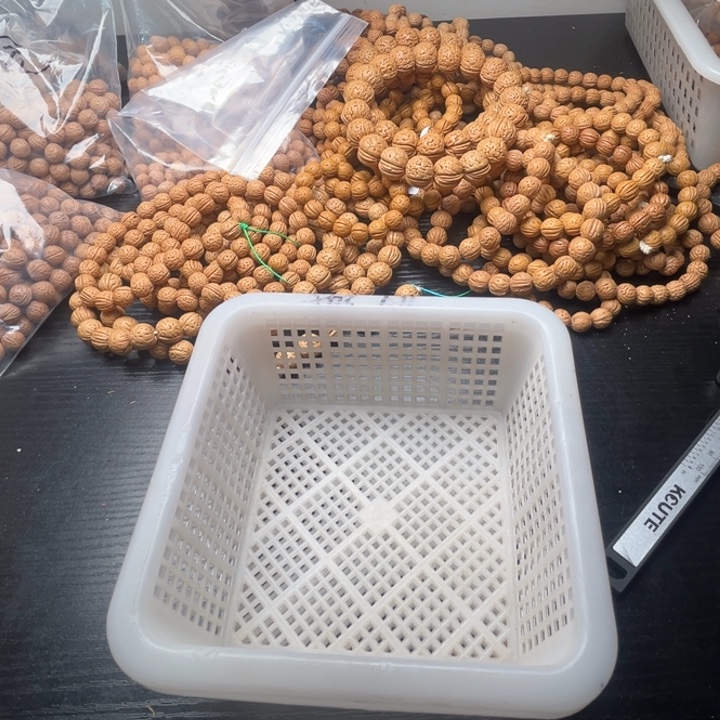 云***出文玩核桃手串野生50