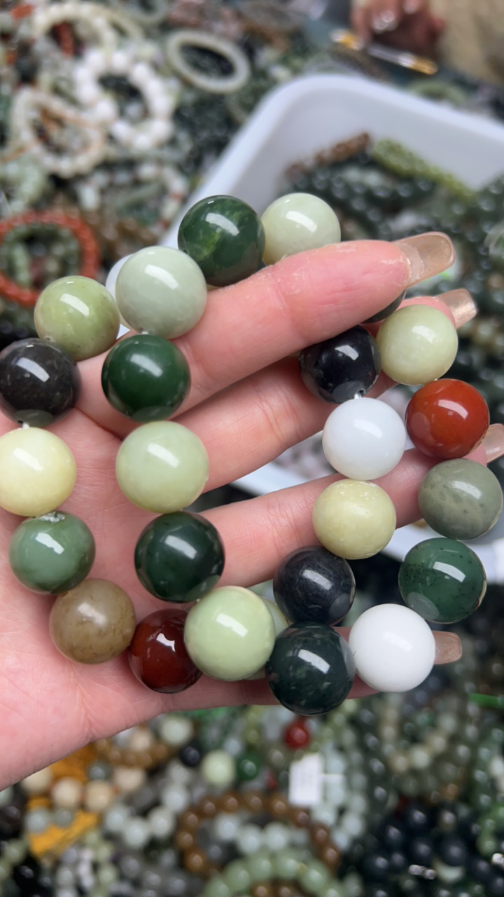 和田玉未镶嵌时尚