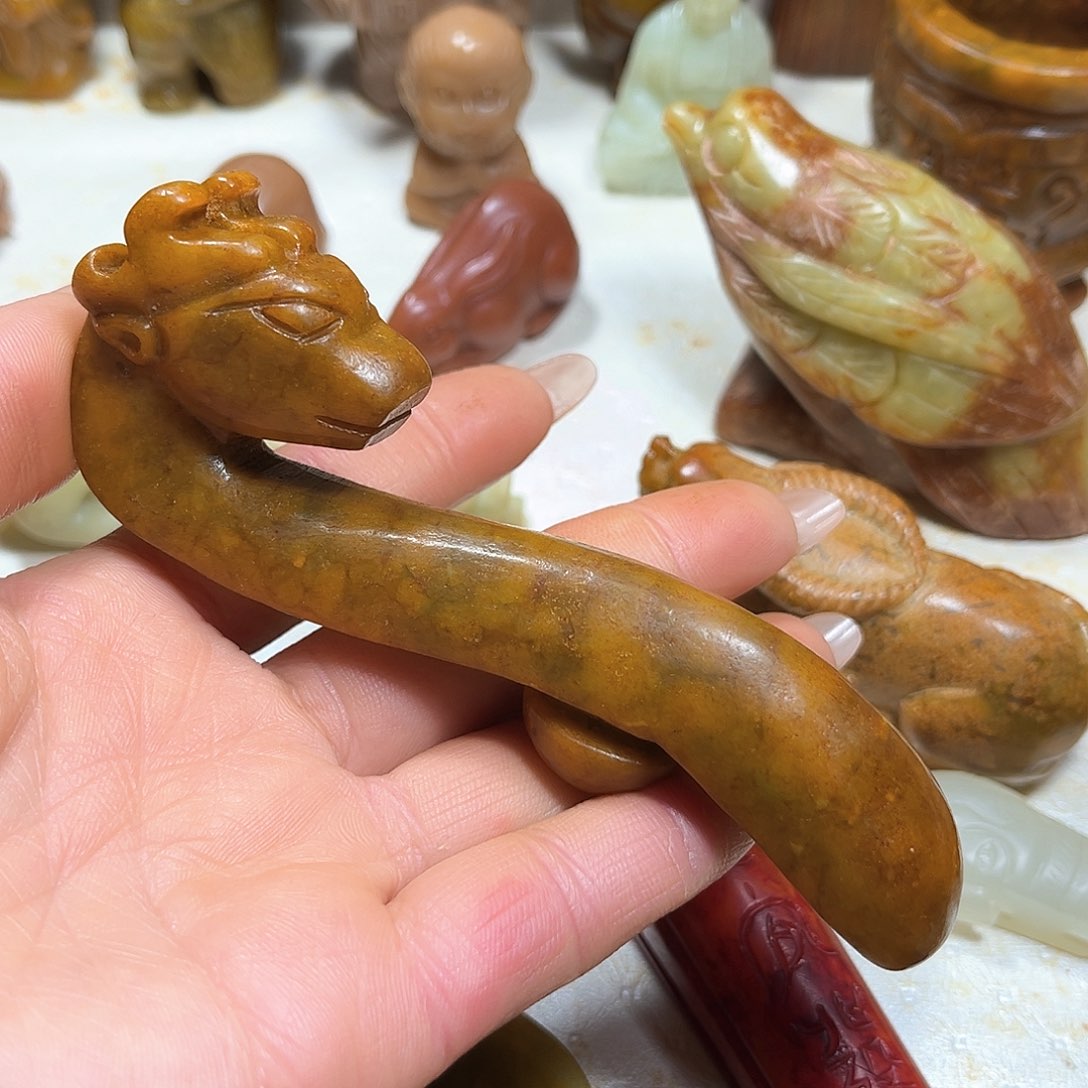 白玉菩提吊坠白玉菩提吊坠