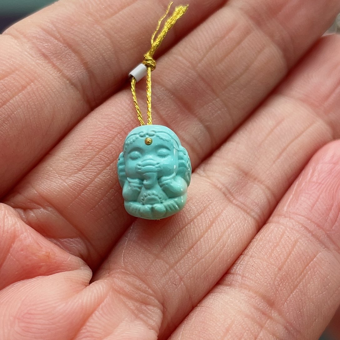 绿松石颈饰未镶嵌