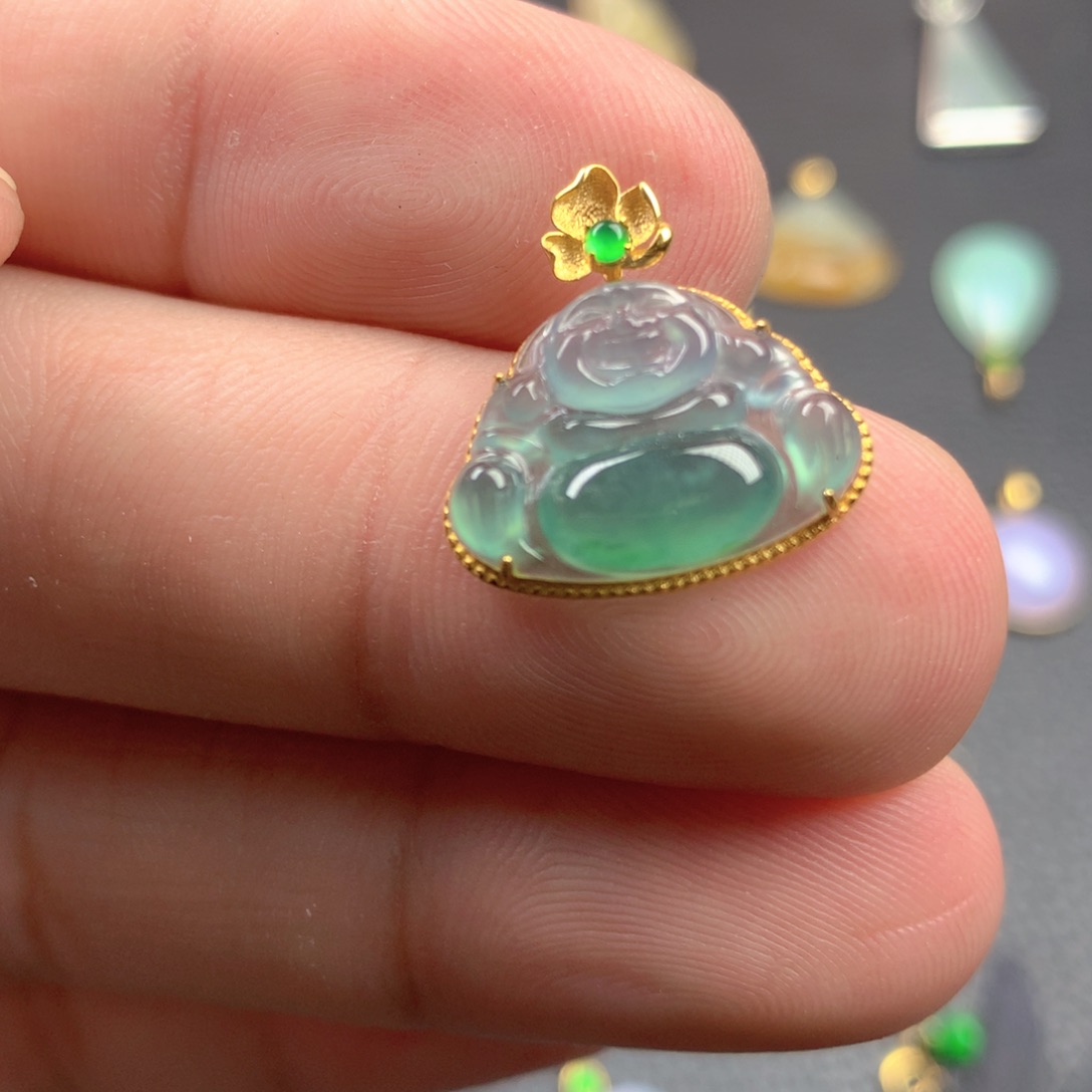 【闪购商品】颈饰18K金镶嵌翡翠翡翠