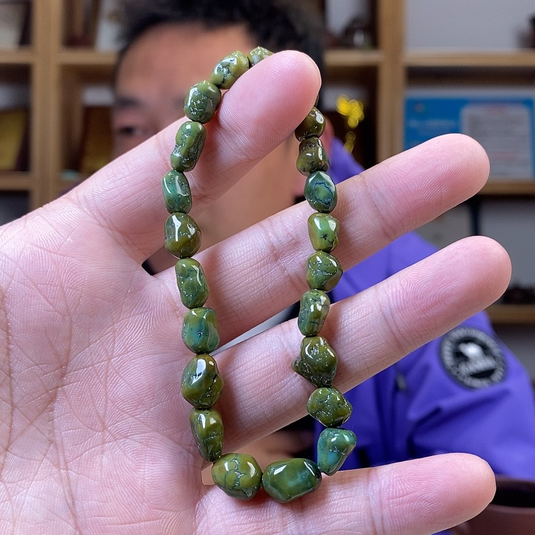 绿松石未镶嵌随型手串