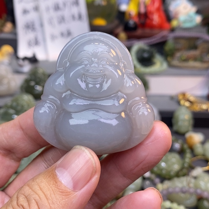 欧***仁和田玉未镶嵌颈饰