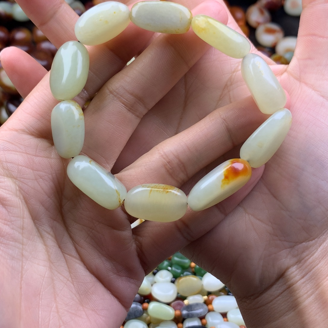 和田玉未镶嵌手链