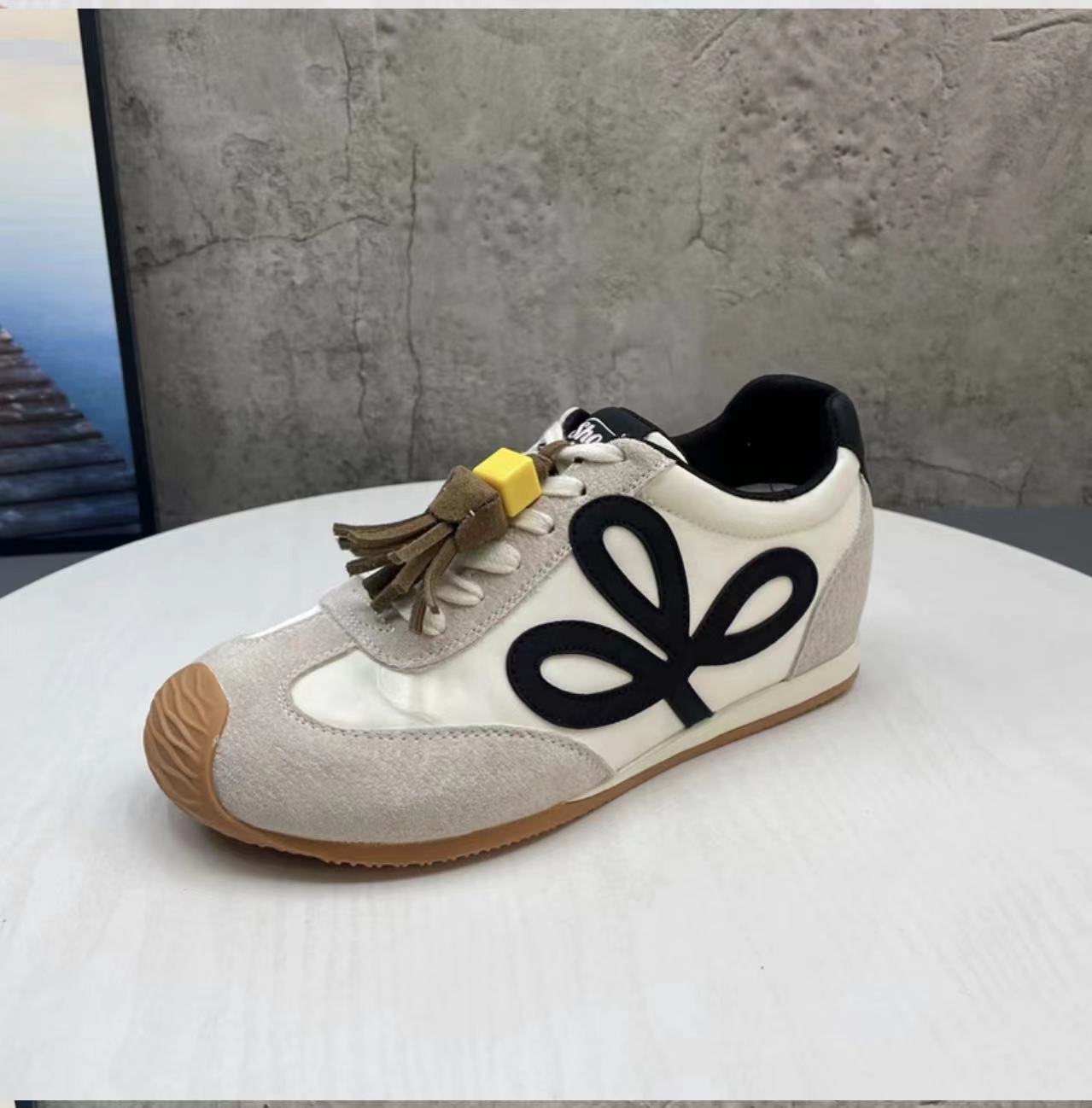 6906-D8-休闲德讯鞋女鞋