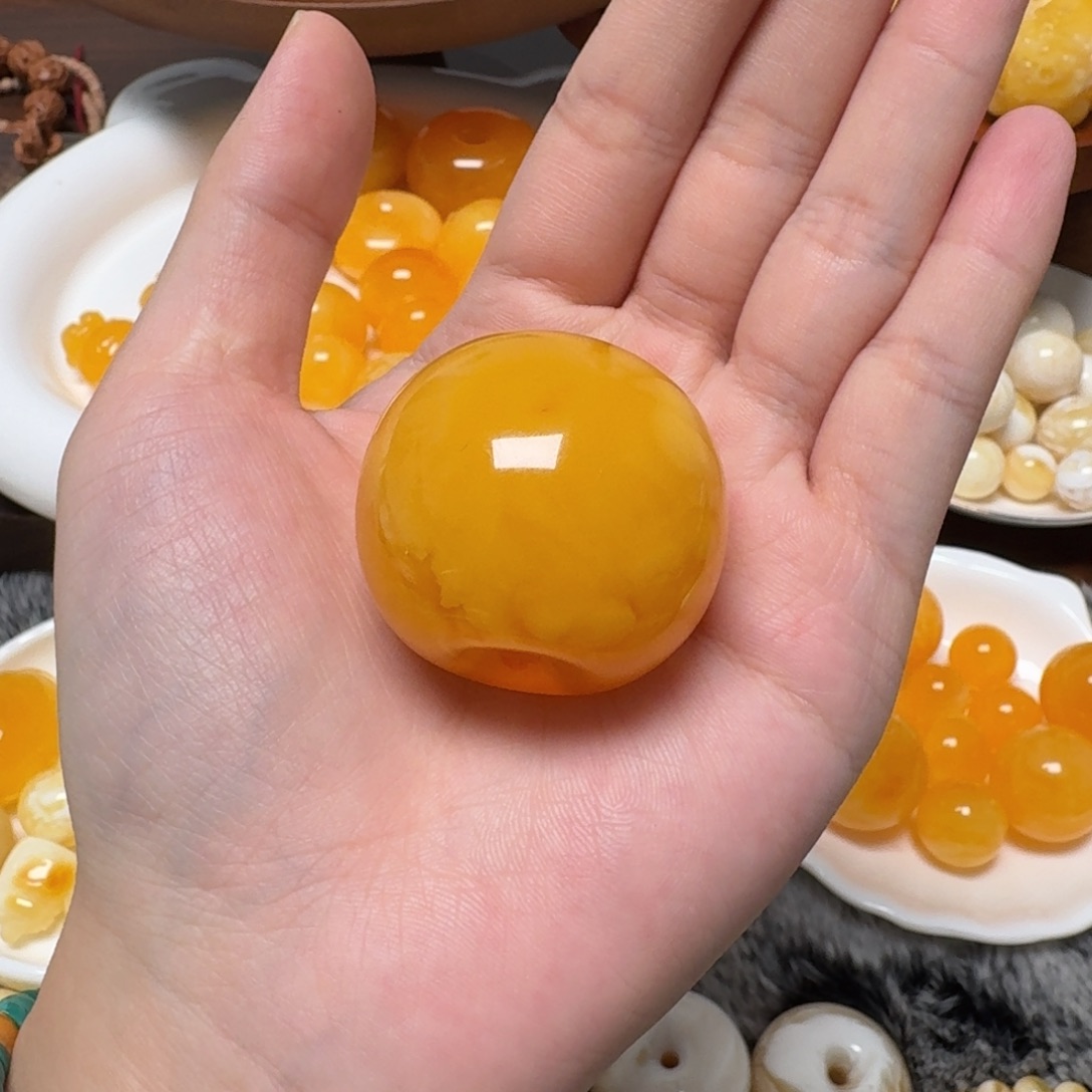 琥珀未镶嵌裸石蜜蜡墩子