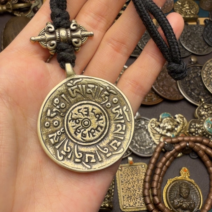 藏传文玩九宫如图