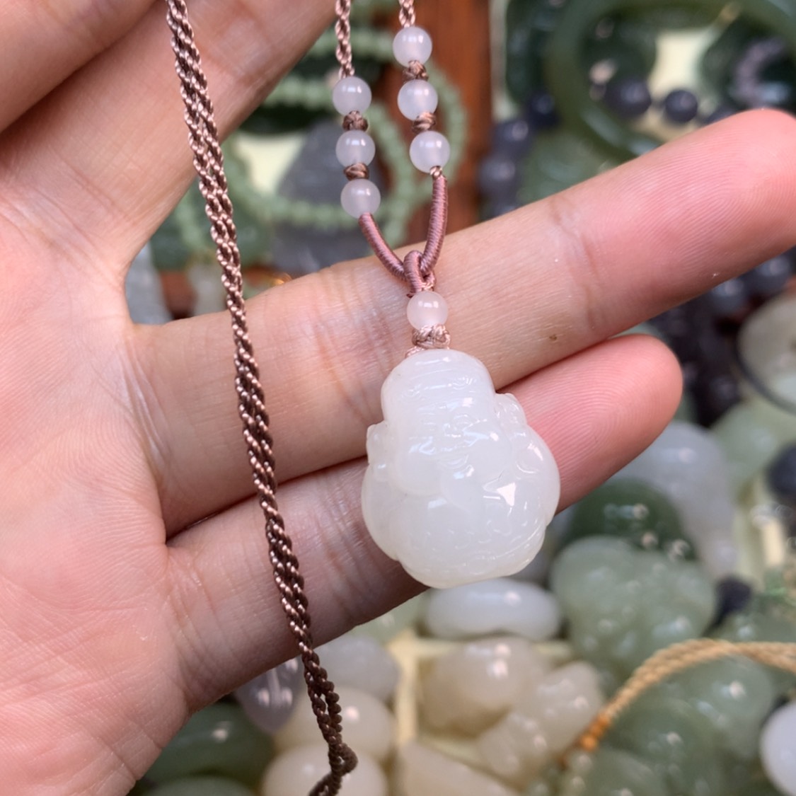 【闪购商品】颈饰未镶嵌和田玉