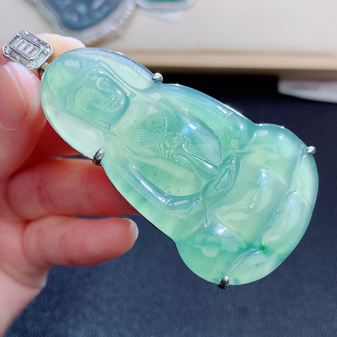 翡翠颈饰银S925镶嵌翡翠