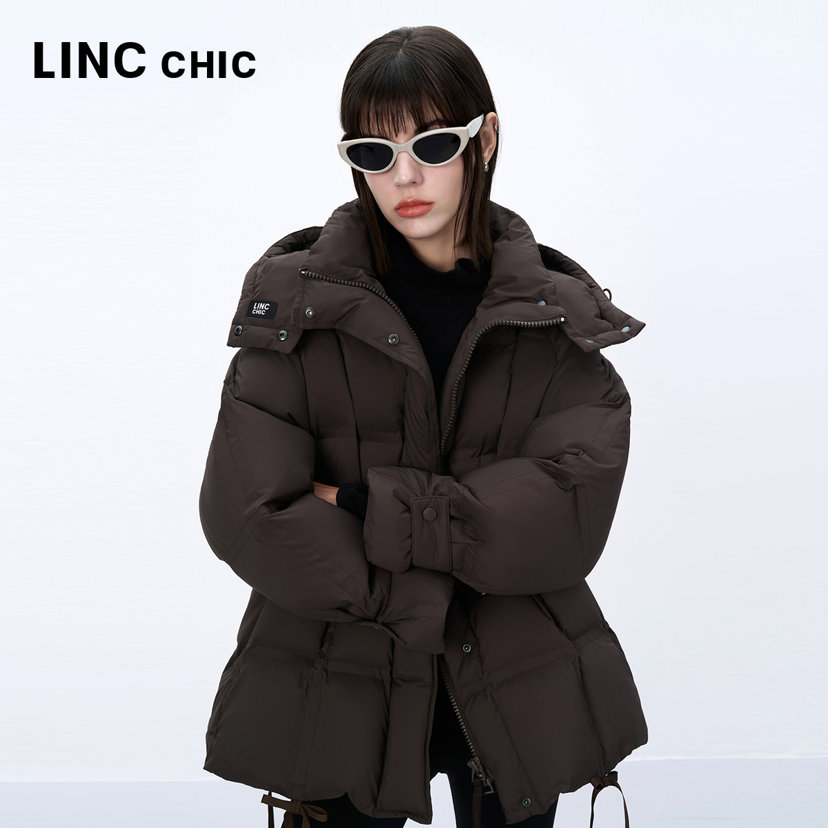 【明星同款】LINC金羽杰2024年新款连帽一手长羽绒服女Y24802164