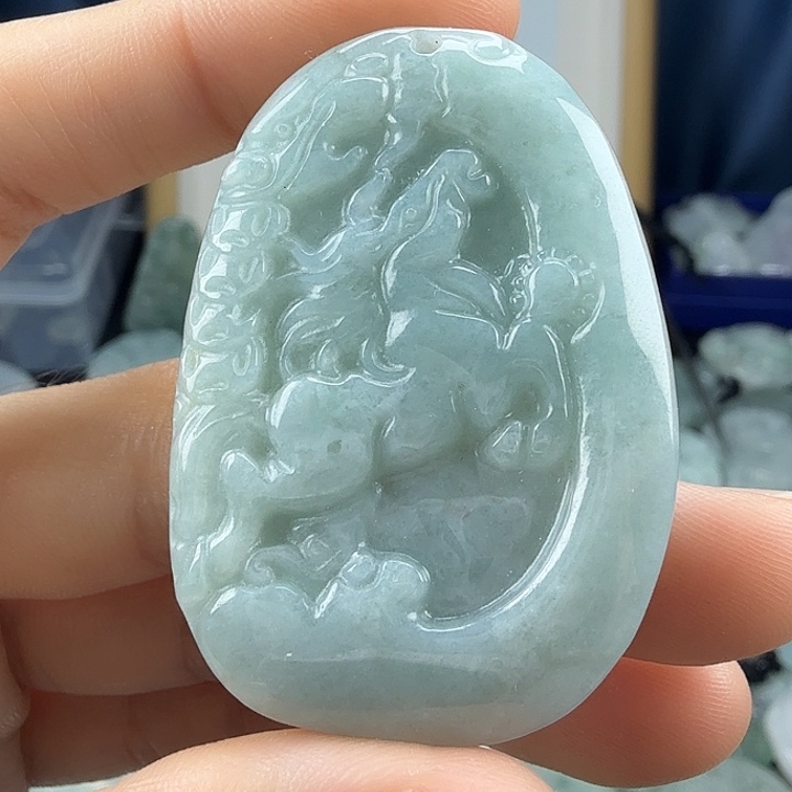翡翠未镶嵌颈饰翡翠
